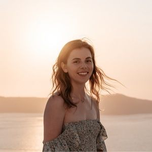 Meet your Posher, Meaghan